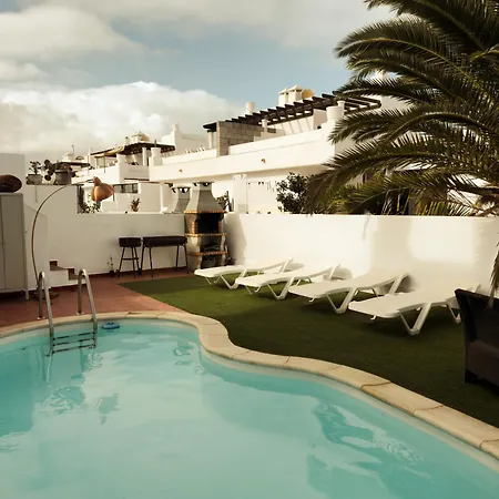 Surf&sleep Hostel *